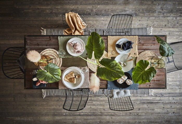 Botanical table setting